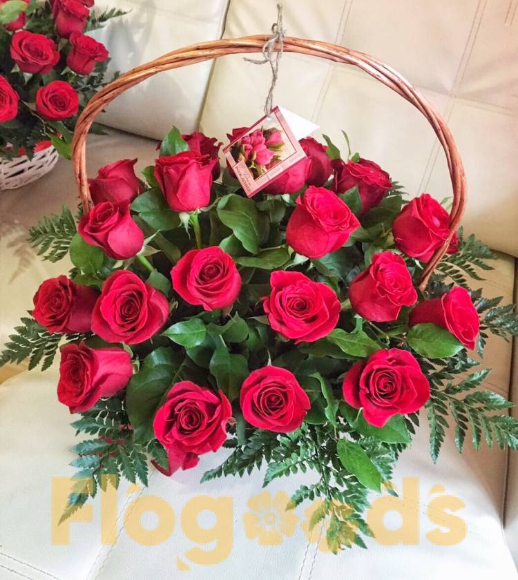 Корзина «Донна роза» за 12 313 руб.